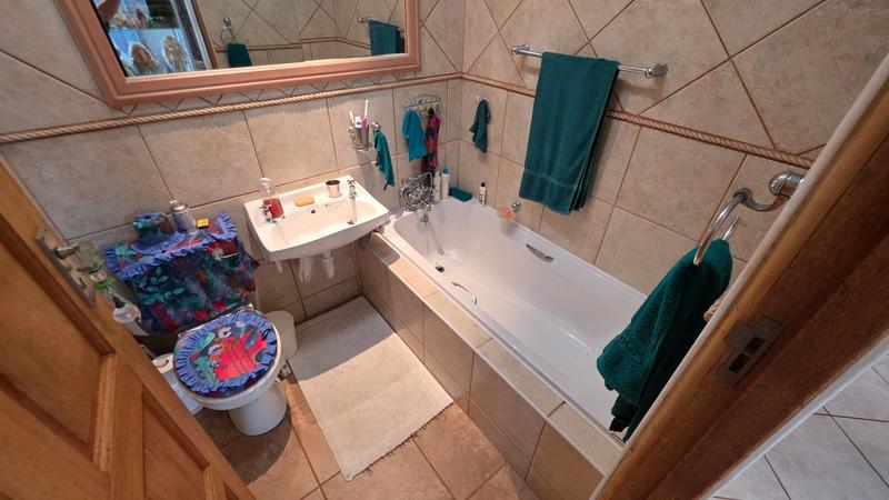 5 Bedroom Property for Sale in Tergniet Western Cape